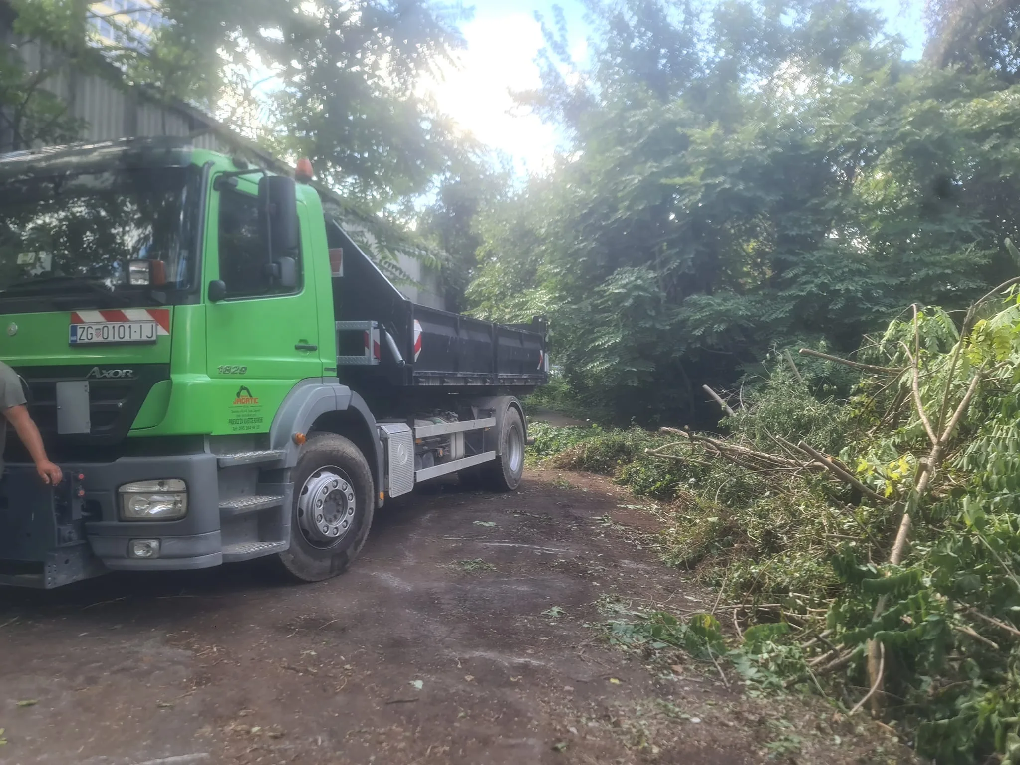 Provedba čišćenja pristupnih puteva i terena