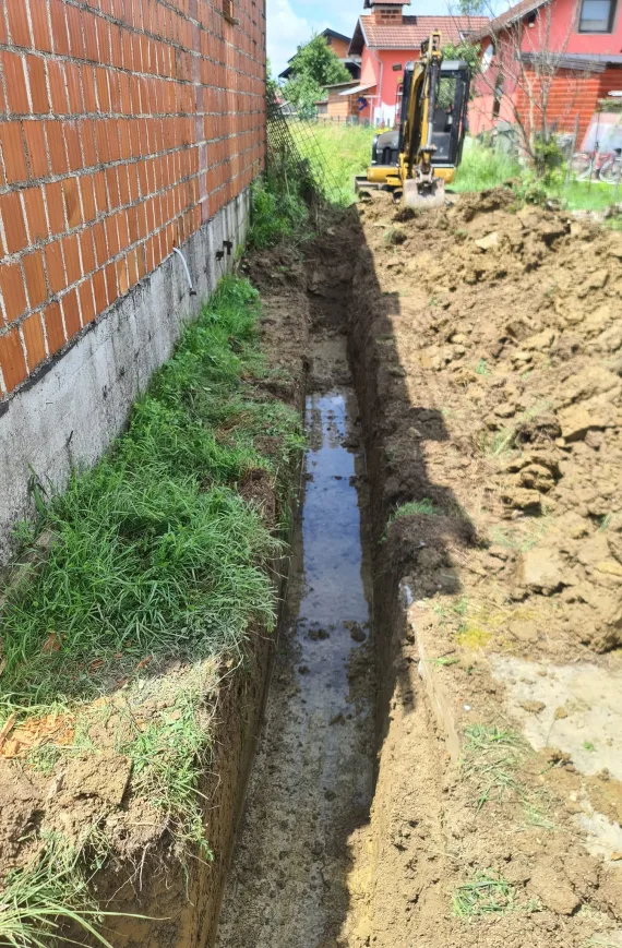 Iskopavanje u svrhe postavljanja kanalizacije